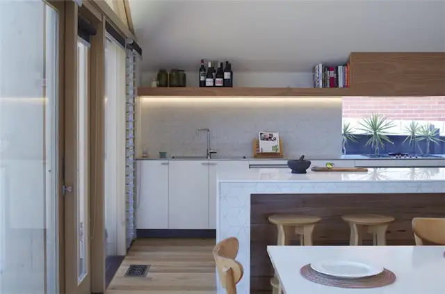 Кухонная стойка Lean To House