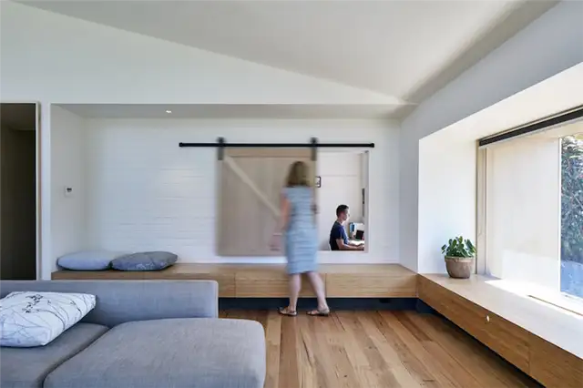Раздвижные амбарные двери Lean To House