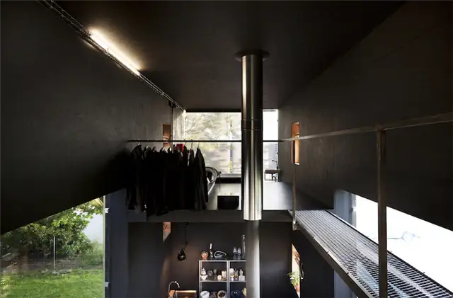 Подвесная вешалка для одежды Zen House