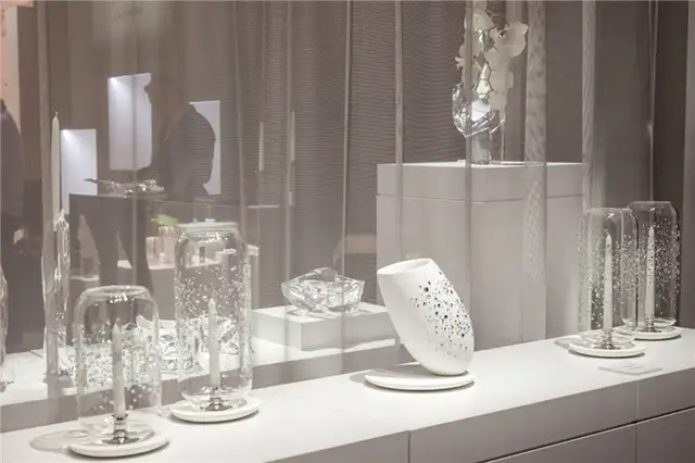 Роскошные орбитальные фонари - декор для дома от Atelier Swarovski