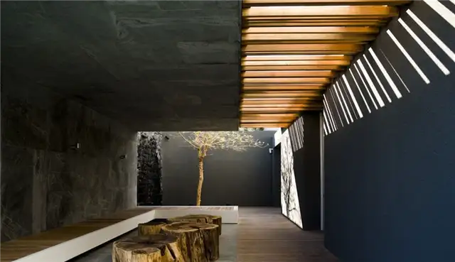 Бетон и дерево для перголы POD Boutique Hotel