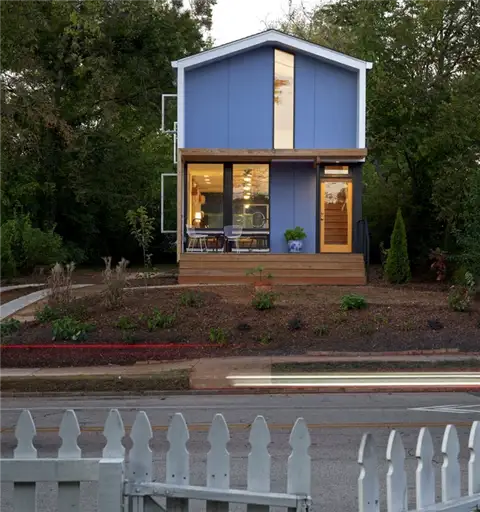 Chasen Residence by In Situ Studio Небольшая пергола для оформления прихожей