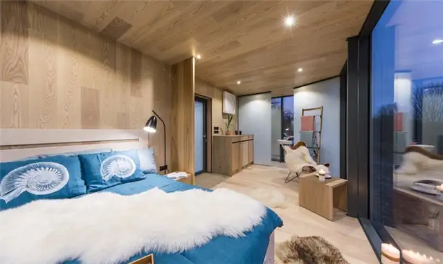 Модульный блок Prefab со студийной планировкой интерьера