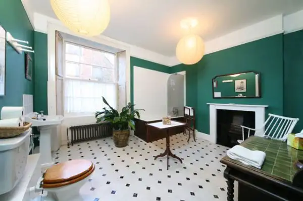 Tonedale-Green-bath-rm-lr-