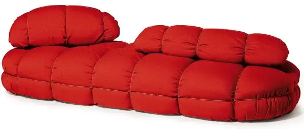 sack-sofa-grau-aufgestellte-kissen1