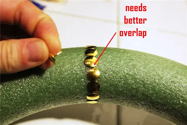 DIY (своими руками) Fall Tack Wreath - начните с создания прямой линии