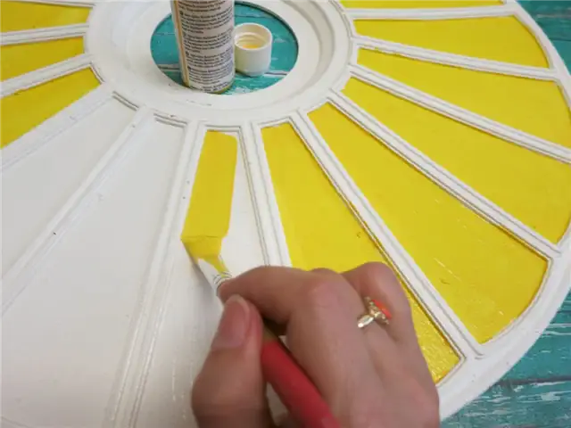 Flamingo Door Wreath Made from a Ceiling Medallion - роспись желтым цветом