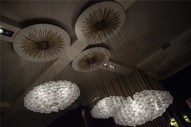 Подвесной светильник Lyssa Chandelier для роскошных интерьеров