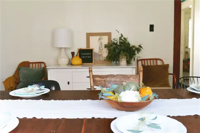 Простой проект DIY (своими руками) Neutral Linen Table Runner