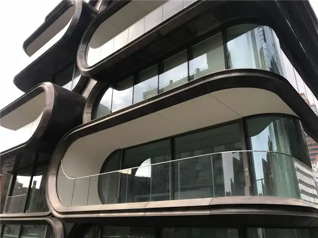 Красивое здание 520 West 28th от Zaha Hadid Architects