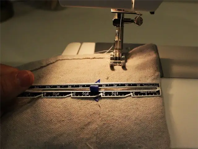 Fabric Scraps Hi Banner DIY (своими руками) - подшить четыре края