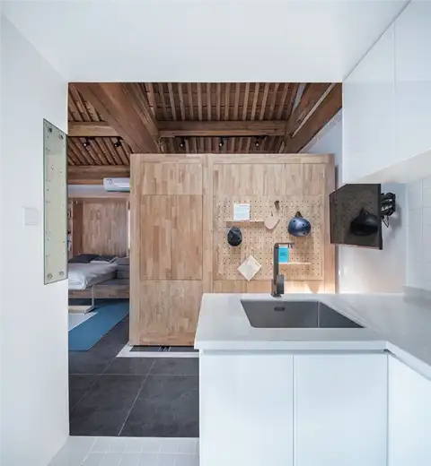 Маленький дом будущего Baitasi, спроектированный dot Architects Кухня