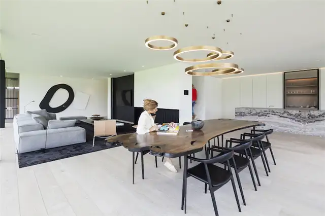 Гостиная и столовая VDB Residence