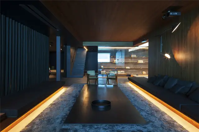 Гостиная в подвале VDB Residence