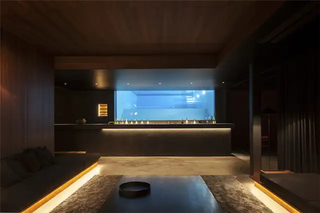 Бар в подвале VDB Residence