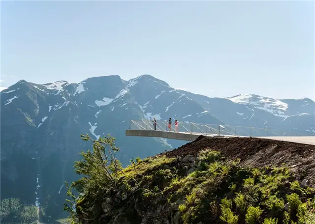 Консольная платформа Mountainside от норвежской студии Code Arkitektur