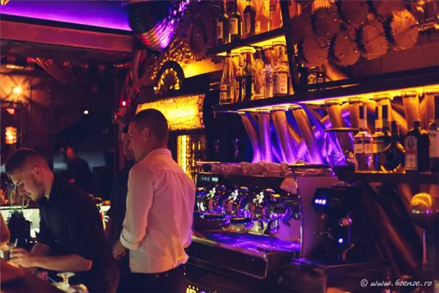 Барная стойка Enigma Cafe and Bar