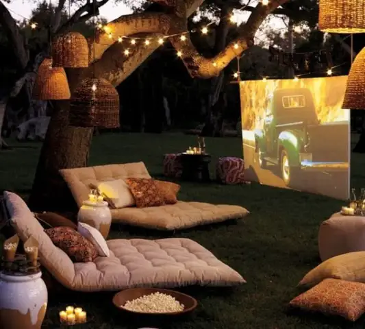 Cinebox-Backyard-Theater-System-1