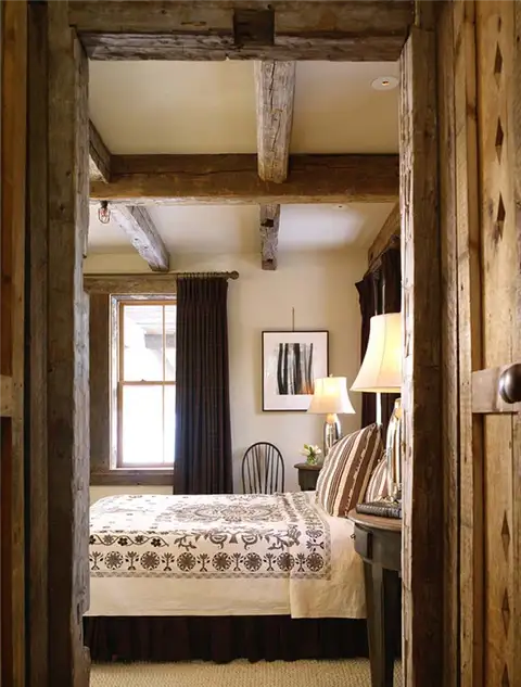 Лыжный сарай от Kelly and Abramson Architecture - спальня