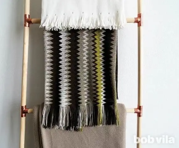 Лестница из одеял
