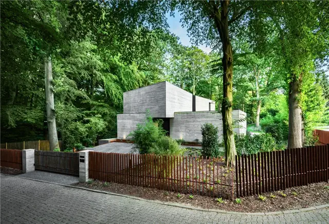 Вилла NEO House в Германии Querkopf Architekten - подъезд