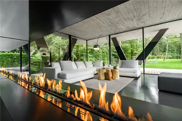 Вилла NEO House в Германии Querkopf Architekten - каминная гостиная
