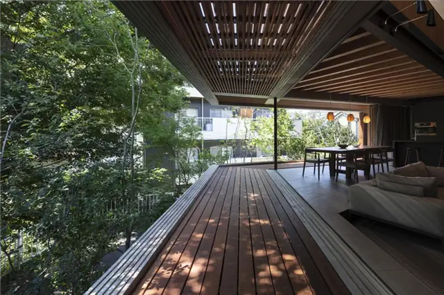 Японский дом Fuseika от T-Square Design Associates - палуба