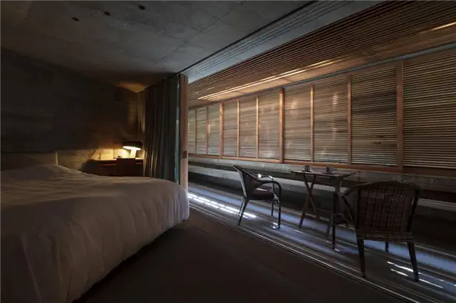 Японский дом Fuseika от T-Square Design Associates - деревянные ставни
