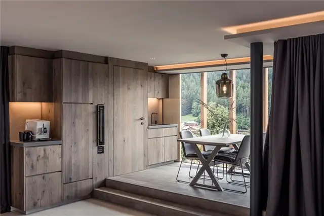 Деревянные акценты Private Luxury Chalet Purmontes