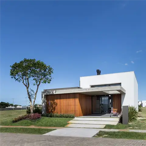 C5 Дом в Бразилии из бетона от Martin arquitetura + engenharia - вид с улицы