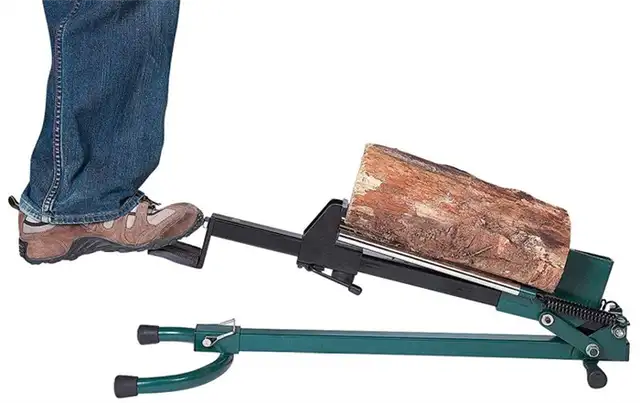 Quality Craft Foot-Operated Log Splitter