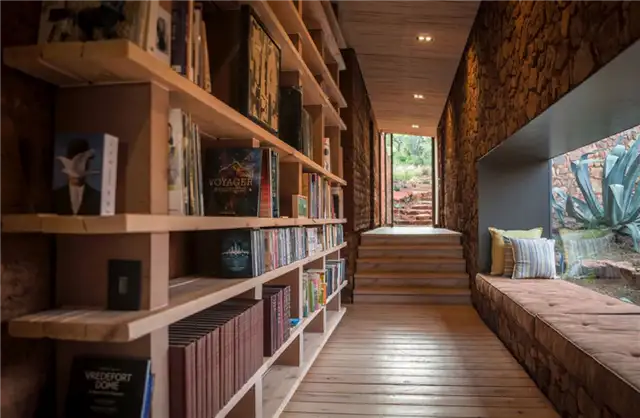 Witklipfontein Eco Lodge South Africa - GLH Architects - сидение у окна