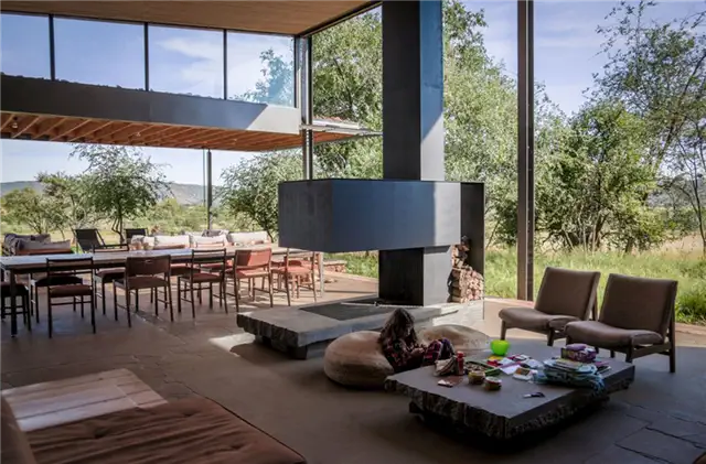 Witklipfontein Eco Lodge South Africa - GLH Architects - камин