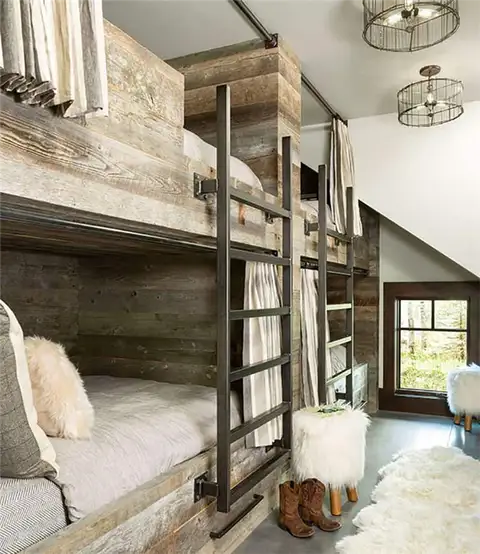 Ранчо Rustic Colorado Ranch от Axial Art Architecture в сотрудничестве с rebaL Design - двухъярусные кровати