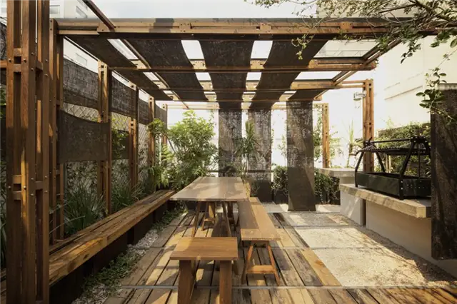 TEA Terraceby MMX Study - сидячие места