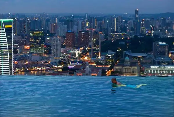 skypark-marina-bay-sands-hotel-macau-infinity-pool