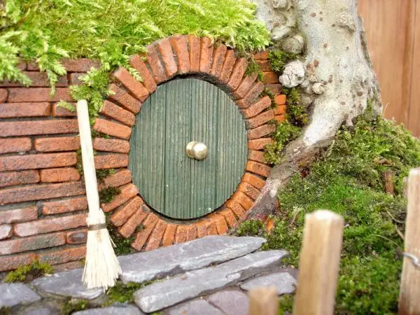 bonsai-baggins-hobbit-home6
