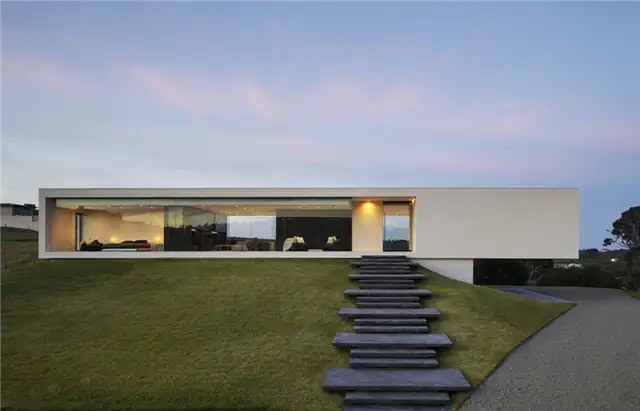 Современный дом с плоской крышей Wildcoast в Австралии от FGR Architects