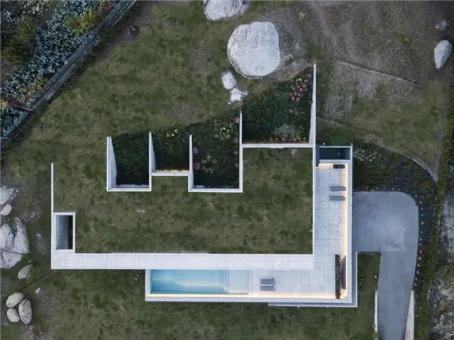 Дом в Эшпиньо Португалия- AZO. Sequeira Associated Architects - вид с воздуха