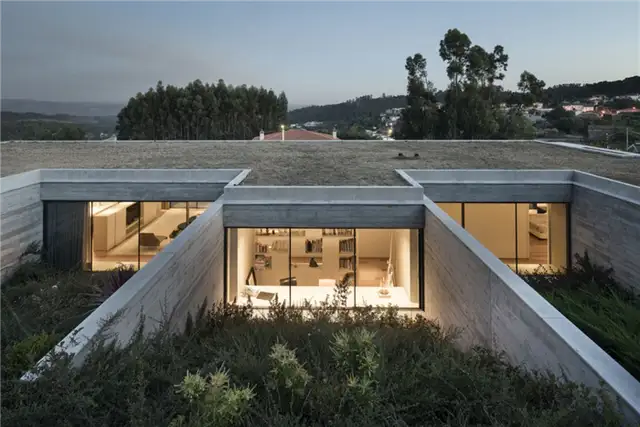 Дом в Эшпиньо Португалия- AZO. Sequeira Associated Architects