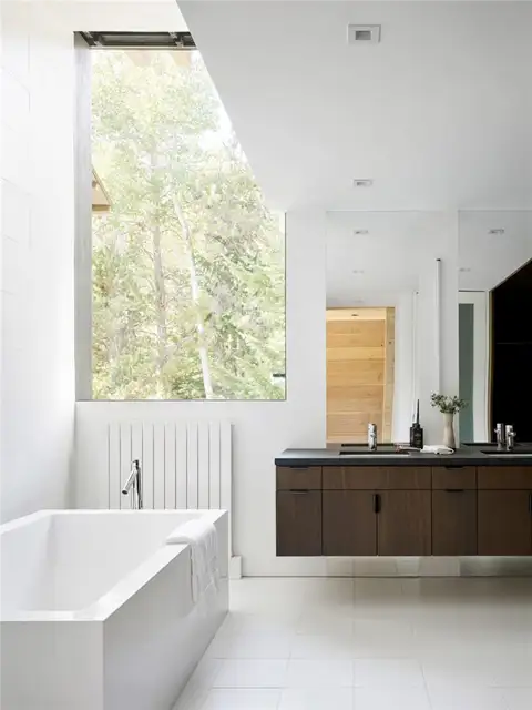 Американское архитектурное бюро Olson Kundig - шкивные оконные ставни - ванная комната