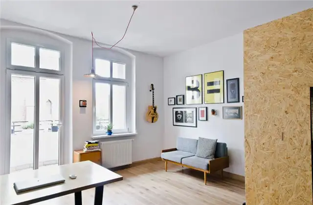 brandburg-live-work-studio-apartment-design-wall-art