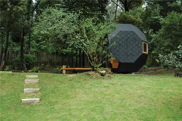 Офисный сарай Habitable Polyhedron Мануэля Вилла