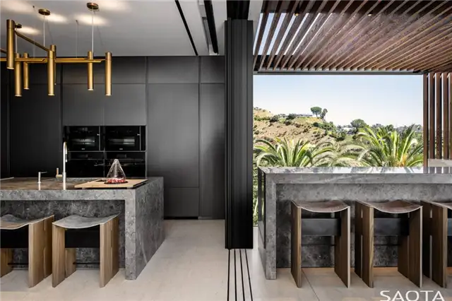 Hill Side Ave Saota Los Angeles Residence - расширение открытой кухни