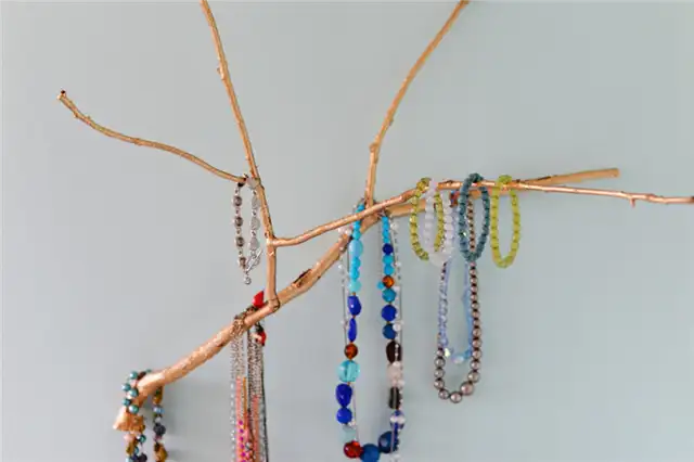 DIY (своими руками) ветка ювелирный крючок 1024x683