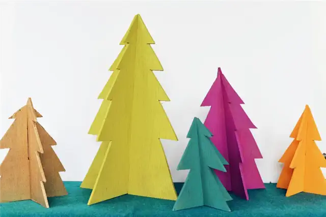 diy-wooden-christmas-tree-finished1