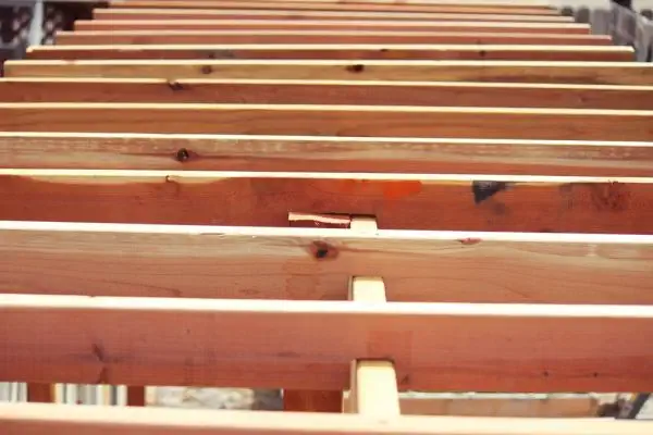 DIY (своими руками)_Grape_Arbor_boards_install_trellis_36metrov236