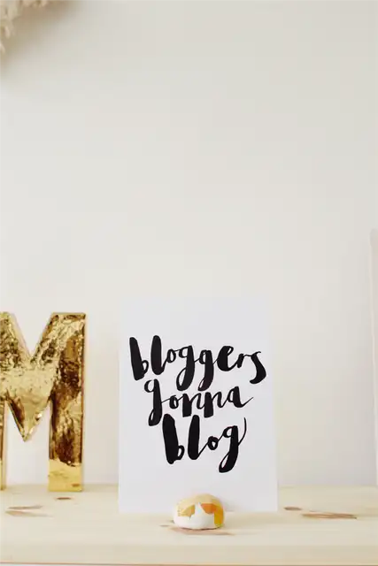 DIY (своими руками)-Painted-Picture-Dome-display