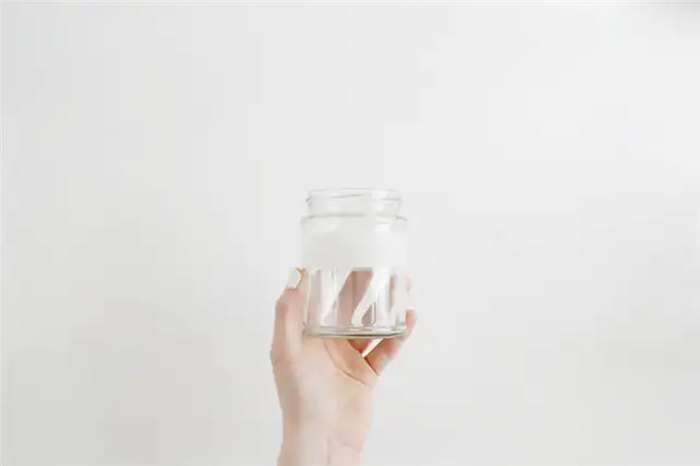 Кувшины с золотыми наконечниками 4