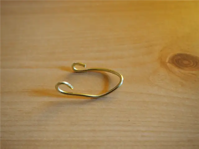 Wire Key Holder DIY (своими руками) - делаем крючки